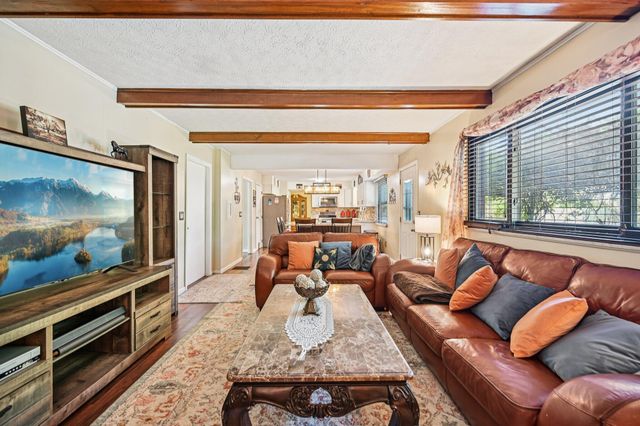 1800 Lakehill Court, Columbus, OH 43229