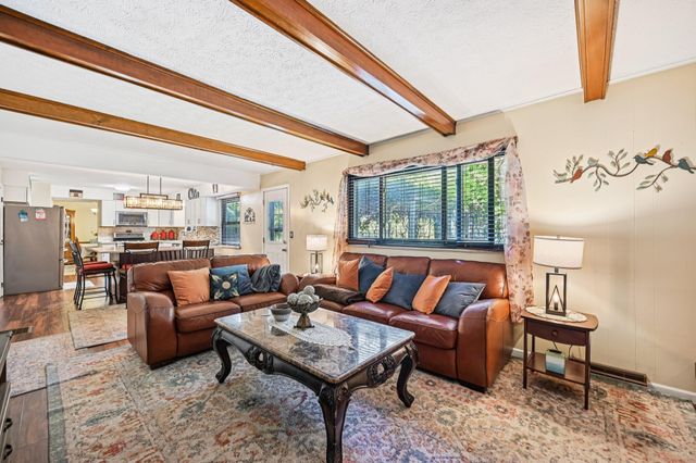 1800 Lakehill Court, Columbus, OH 43229