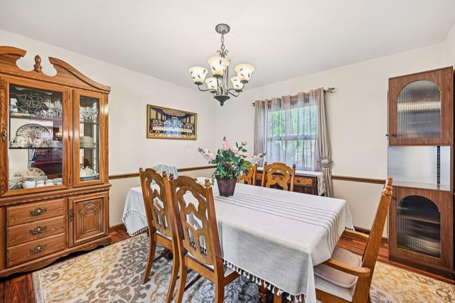 1800 Lakehill Court, Columbus, OH 43229