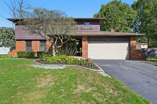 1800 Lakehill Court, Columbus, OH 43229