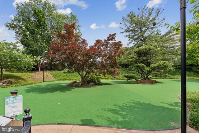 8340 GREENSBORO DR #401, Mclean, VA 22102