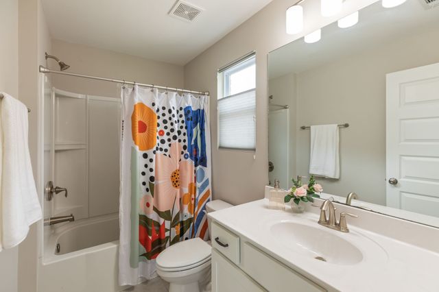 1024 Nave Ct, Nashville, TN 37214