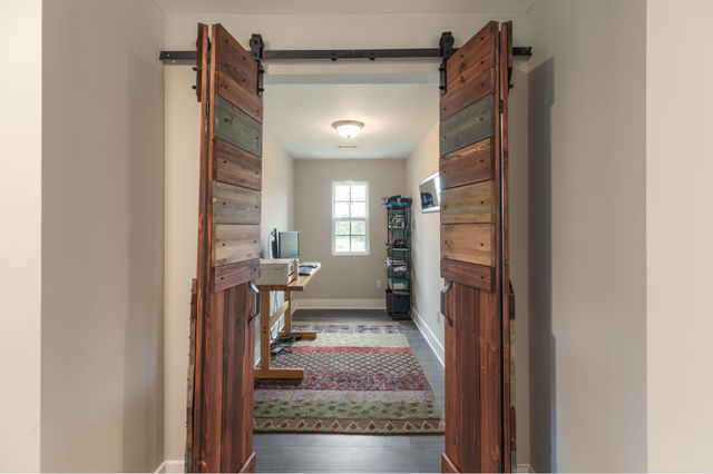 1024 Nave Ct, Nashville, TN 37214