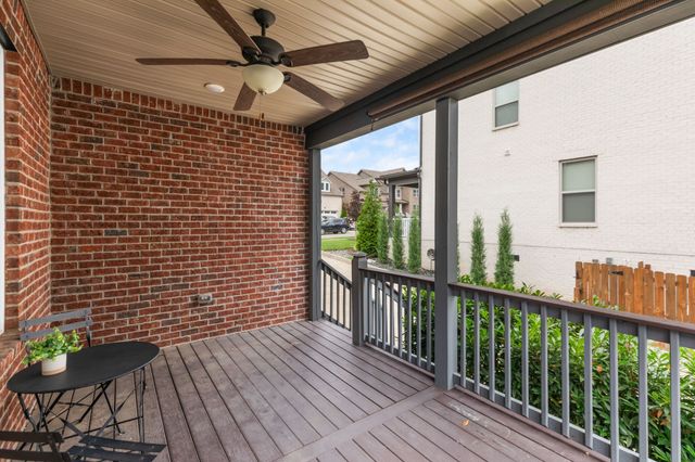 1024 Nave Ct, Nashville, TN 37214