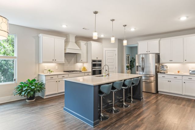 1024 Nave Ct, Nashville, TN 37214