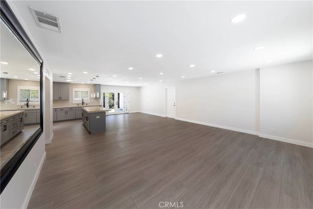 12282 Newport Avenue, North Tustin, CA 92705