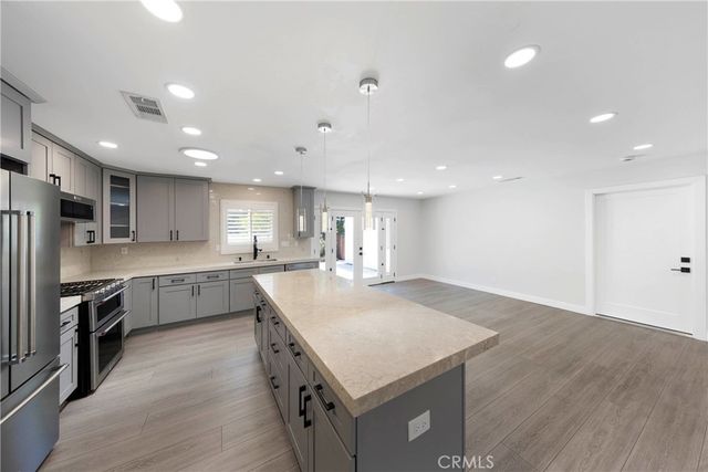 12282 Newport Avenue, North Tustin, CA 92705