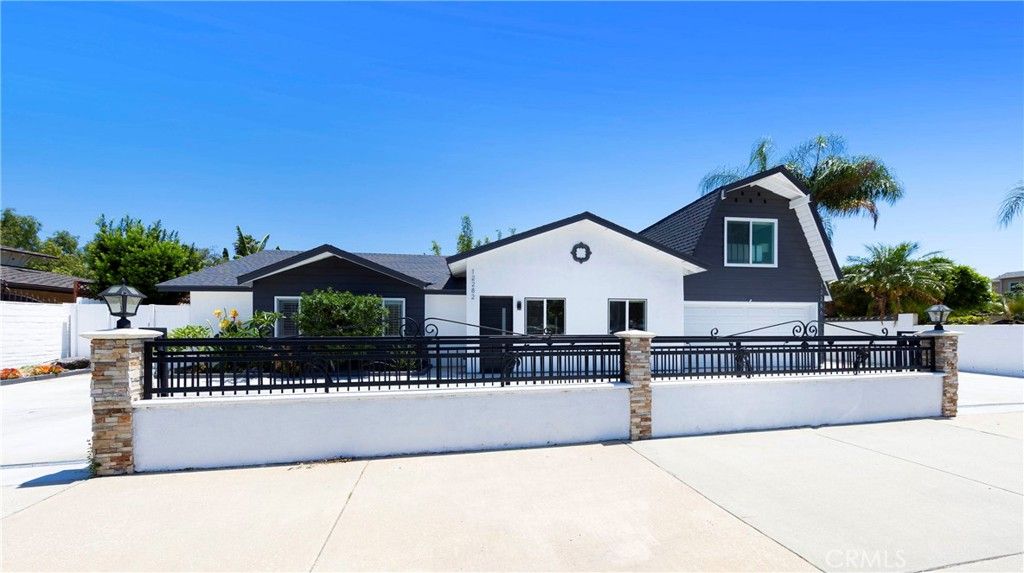 12282 Newport Avenue, North Tustin, CA 92705