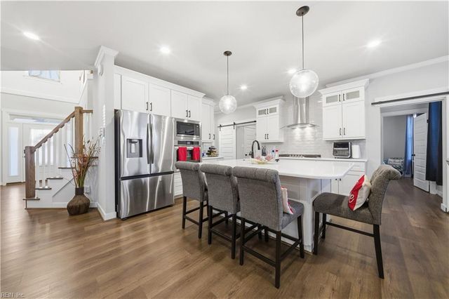 238 Hessian LOOP, Chesapeake, VA 23322