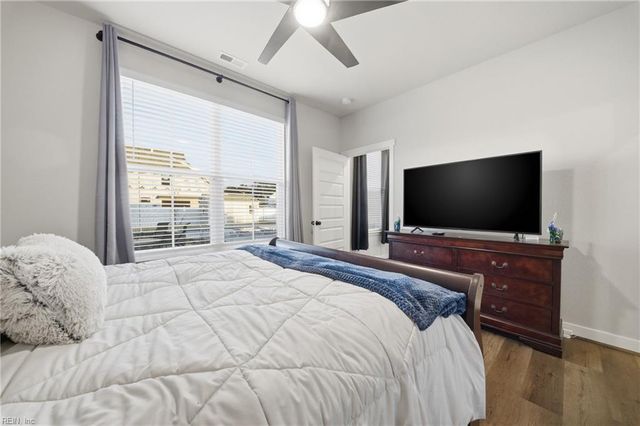 238 Hessian LOOP, Chesapeake, VA 23322