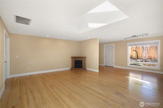 1012 179th Place NE, Bellevue, WA 98008