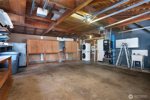 1012 179th Place NE, Bellevue, WA 98008