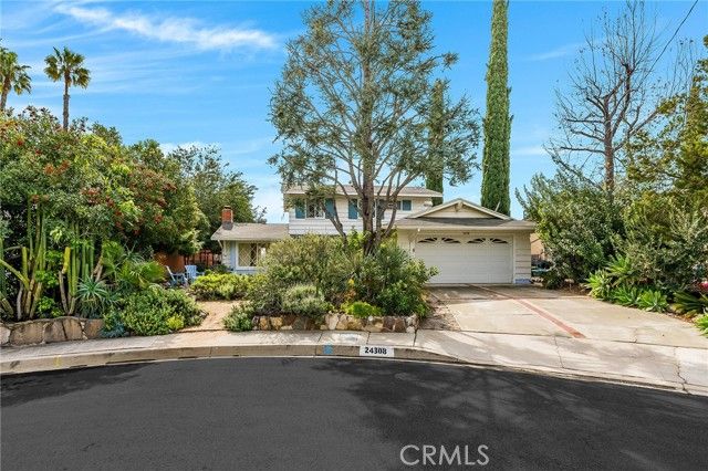 24308 Shrewsbury, West Hills (los Angeles), CA 91307