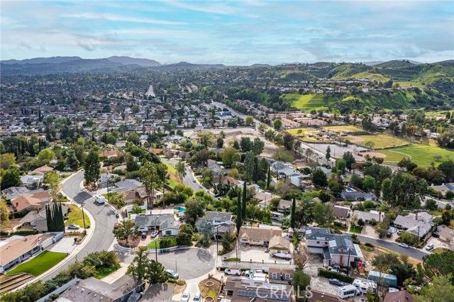 24308 Shrewsbury, West Hills (los Angeles), CA 91307