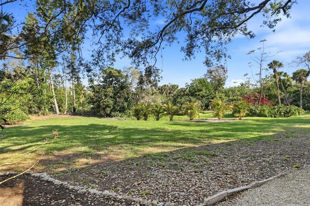 6519 WATERFORD CIRCLE, Sarasota, FL 34238