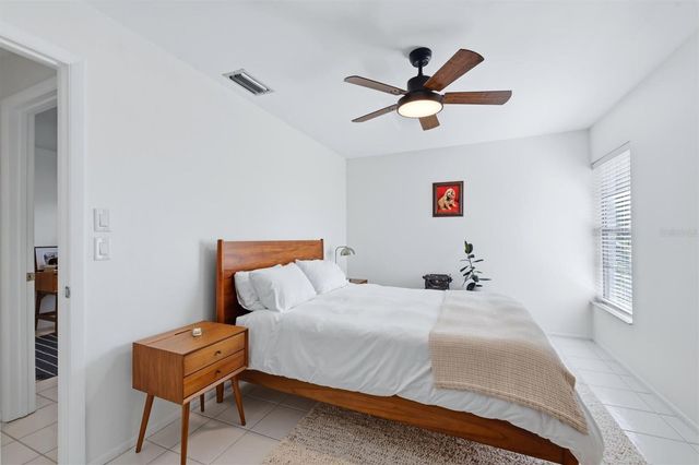 6519 WATERFORD CIRCLE, Sarasota, FL 34238