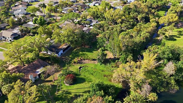 6519 WATERFORD CIRCLE, Sarasota, FL 34238