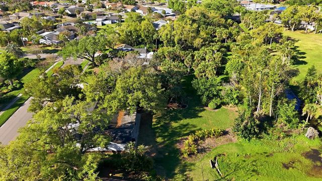 6519 WATERFORD CIRCLE, Sarasota, FL 34238