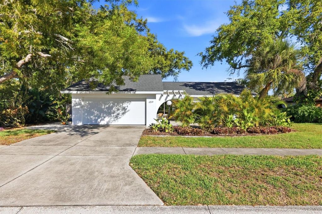 6519 WATERFORD CIRCLE, Sarasota, FL 34238