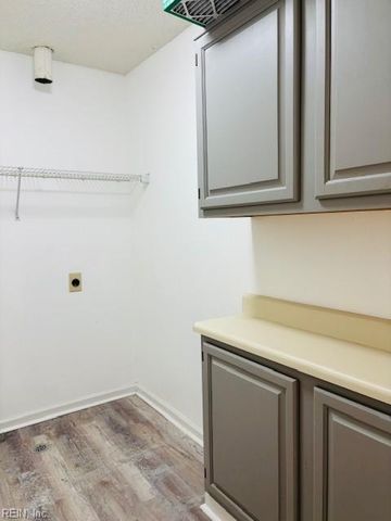 1355 Lake DR, Newport News, VA 23602