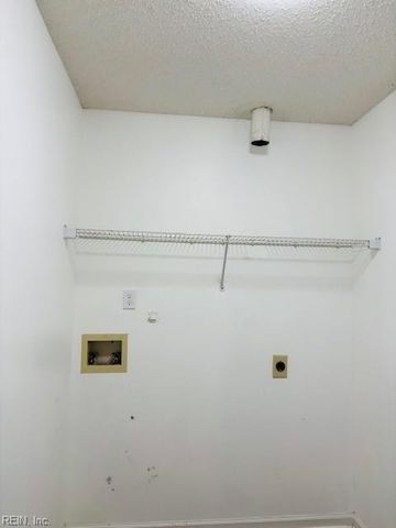 1355 Lake DR, Newport News, VA 23602