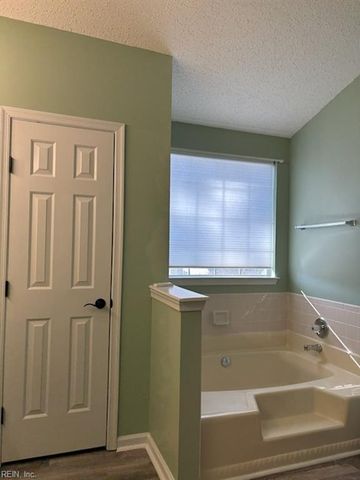 1355 Lake DR, Newport News, VA 23602