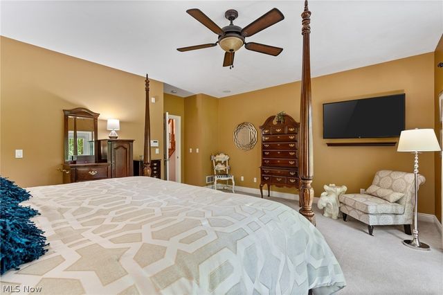 2912 Ironwood Drive, Akron, OH 44312