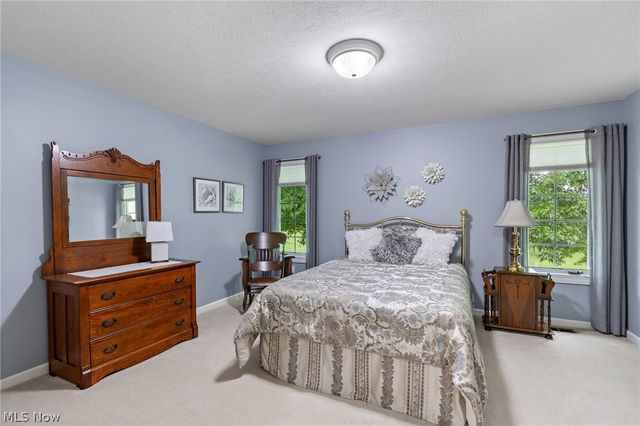 2912 Ironwood Drive, Akron, OH 44312