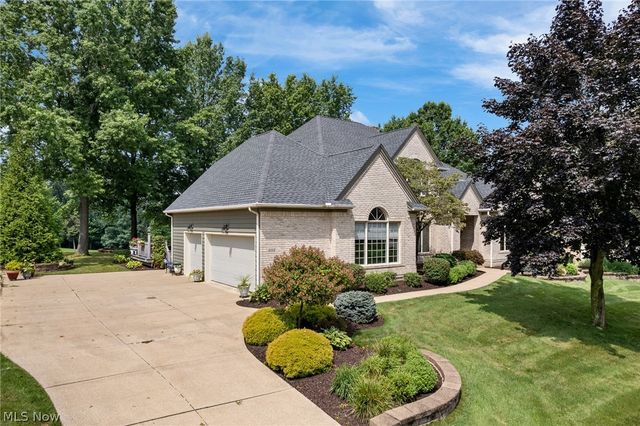2912 Ironwood Drive, Akron, OH 44312