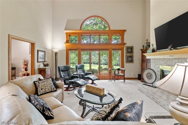 2912 Ironwood Drive, Akron, OH 44312