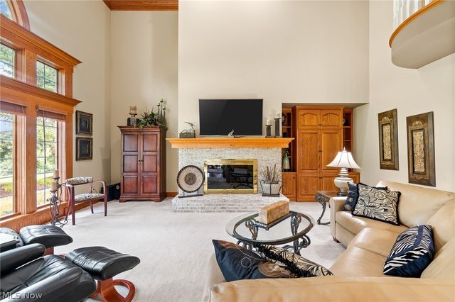 2912 Ironwood Drive, Akron, OH 44312
