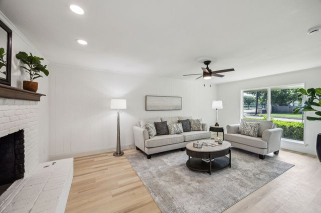 1915 Greenhaven Drive, Richardson, TX 75080