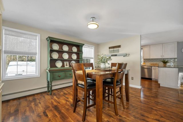 2 Celeste Terrace, Sandown, NH 03873