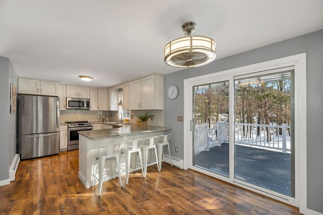 2 Celeste Terrace, Sandown, NH 03873