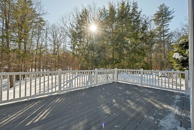 2 Celeste Terrace, Sandown, NH 03873