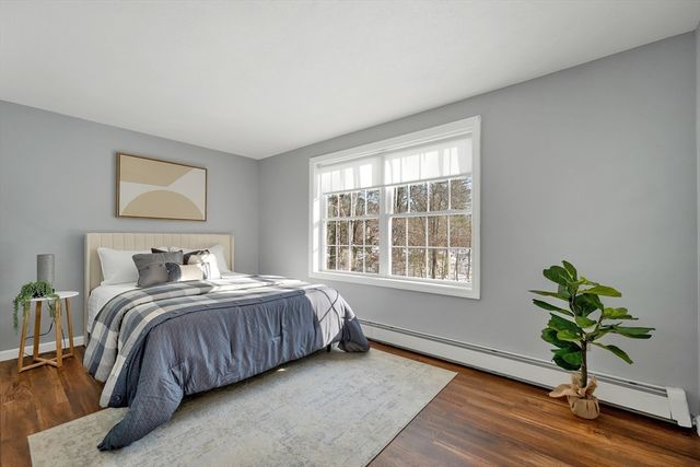 2 Celeste Terrace, Sandown, NH 03873