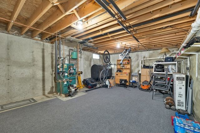 2 Celeste Terrace, Sandown, NH 03873