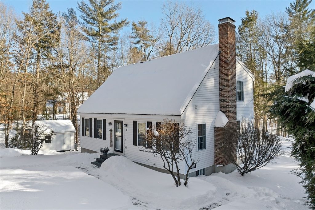 2 Celeste Terrace, Sandown, NH 03873