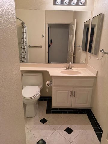 3350 Spring Garden Dr, Turlock, CA 95382