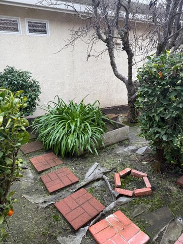 3350 Spring Garden Dr, Turlock, CA 95382