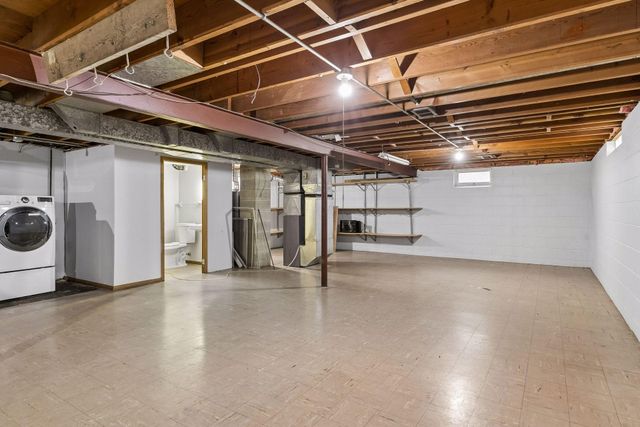 2637 5th Avenue E, North Saint Paul, MN 55109