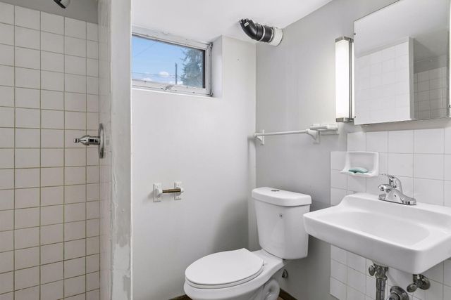 2637 5th Avenue E, North Saint Paul, MN 55109