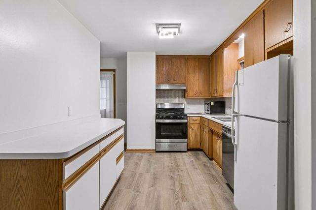 2637 5th Avenue E, North Saint Paul, MN 55109