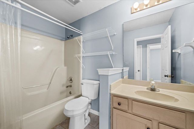 10443 KENSINGTON CIR, Collierville, TN 38017