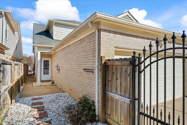 10443 KENSINGTON CIR, Collierville, TN 38017