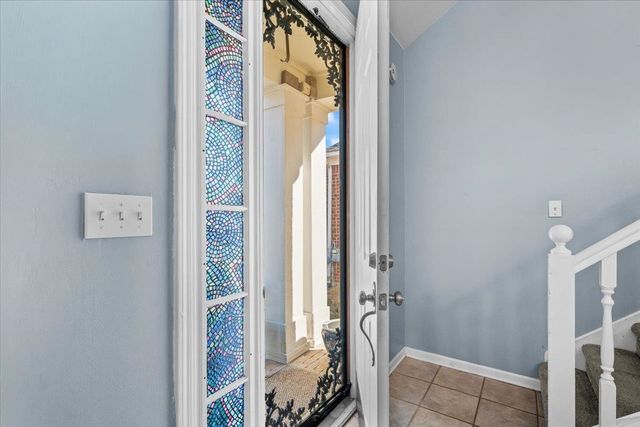 10443 KENSINGTON CIR, Collierville, TN 38017