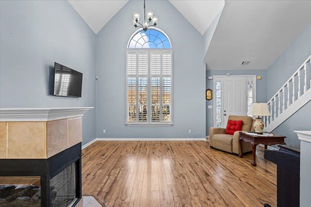 10443 KENSINGTON CIR, Collierville, TN 38017