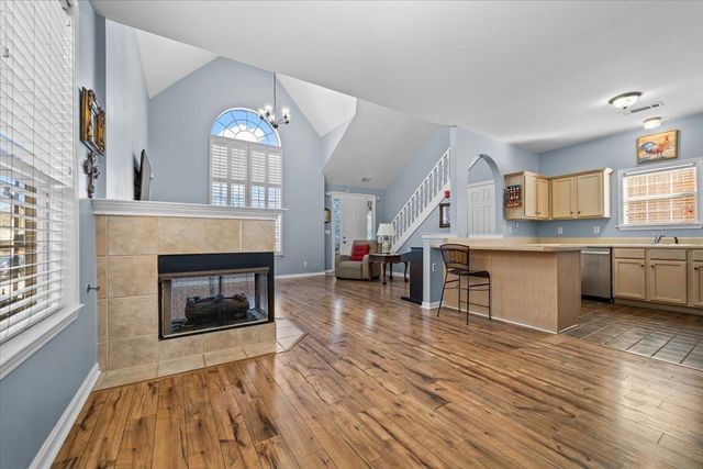 10443 KENSINGTON CIR, Collierville, TN 38017