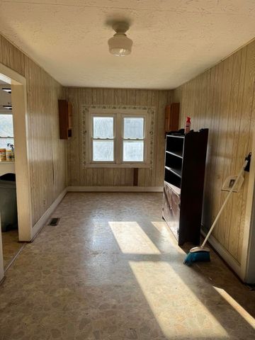 91 Jones Street, Manchester, KY 40962