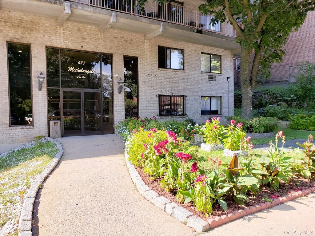 687 Bronx River Road 1J, Yonkers, NY 10704 — photo 3